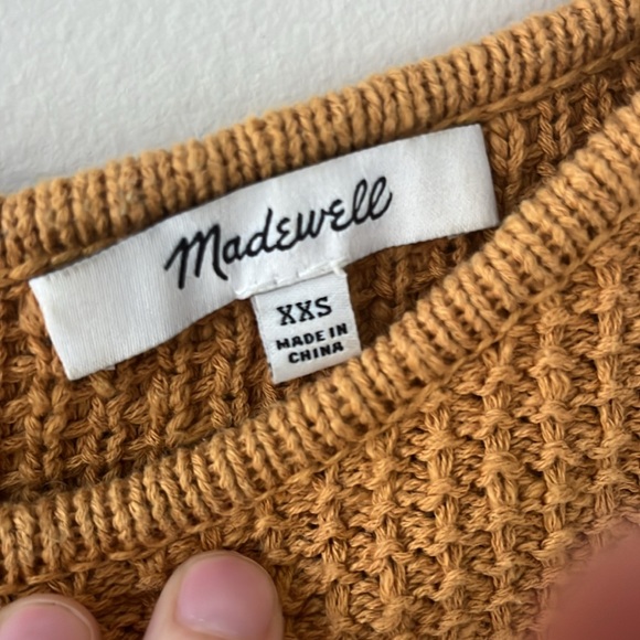 EUC Madewell boatneck button-back sweater tee in stripe XXS - Picture 3 of 3